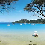 Apart-hotel Pierre & Le Hameau De La Pinede 3*