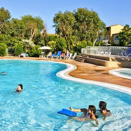 Résidence Pierre&vacances Le Hameau De La Pinède 3*
