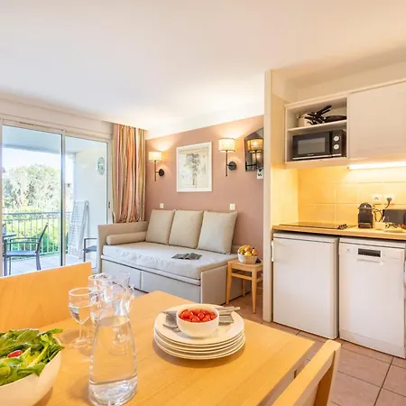 Aparthotel Résidence Pierre&vacances Le Hameau De La Pinède