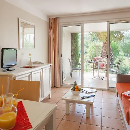 Résidence Pierre&vacances Le Hameau De La Pinède Hyères