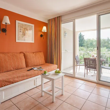 Résidence Pierre&vacances Le Hameau De La Pinède Hyères