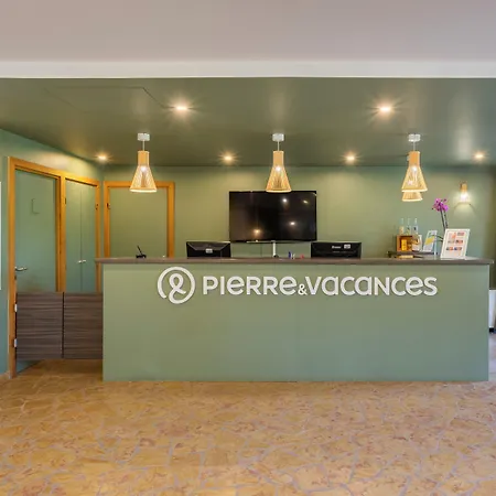 Aparthotel Pierre & Le Hameau De La Pinede