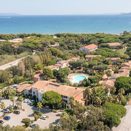 Pierre & Le Hameau De La Pinede Hyeres