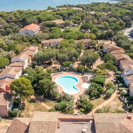 Pierre & Le Hameau De La Pinede Aparthotel Hyeres