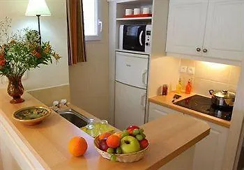 Pierre & Le Hameau De La Pinede 3* Hyeres