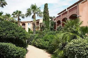 Pierre & Le Hameau De La Pinede Hyeres