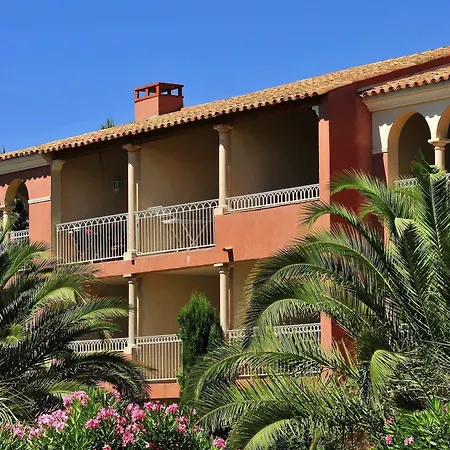 Aparthotel Pierre & Le Hameau De La Pinede Hyeres